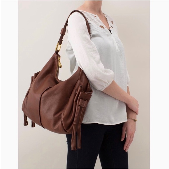 HOBO Handbags - NWT Hobo Tempest Leather Shoulder Bag In “Brandy”
